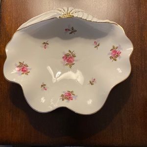 Lovely Vintage Made In Japan Clam Shell Pink Roses Dish!